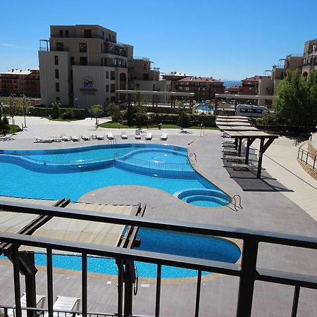 Menada Luxor Apartments Sveti Vlas Dış mekan fotoğraf