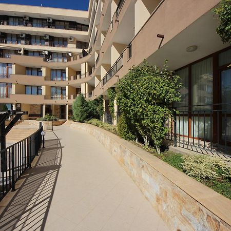 Menada Luxor Apartments Sveti Vlas Dış mekan fotoğraf