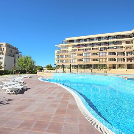 Menada Luxor Apartments Sveti Vlas Dış mekan fotoğraf
