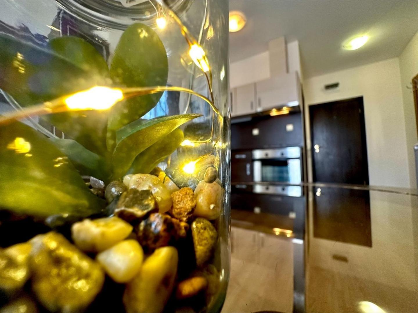 Menada Luxor Apartments Sveti Vlas Oda fotoğraf