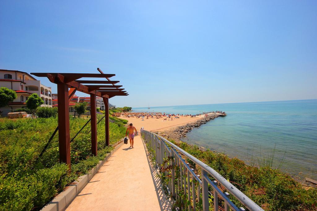 Menada Luxor Apartments Sveti Vlas Dış mekan fotoğraf