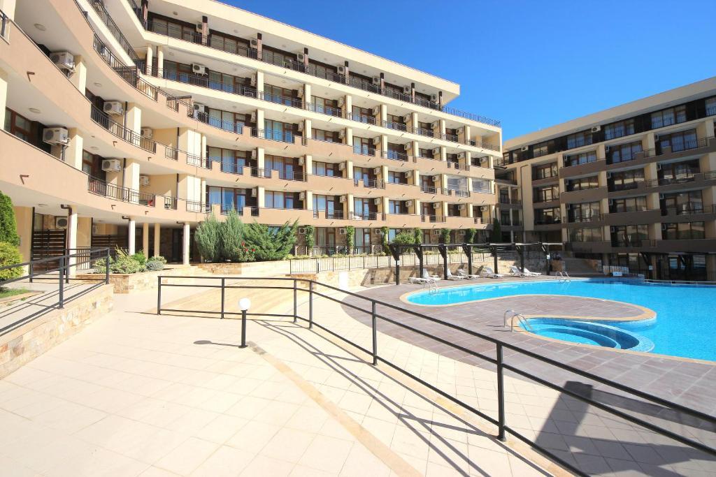Menada Luxor Apartments Sveti Vlas Dış mekan fotoğraf