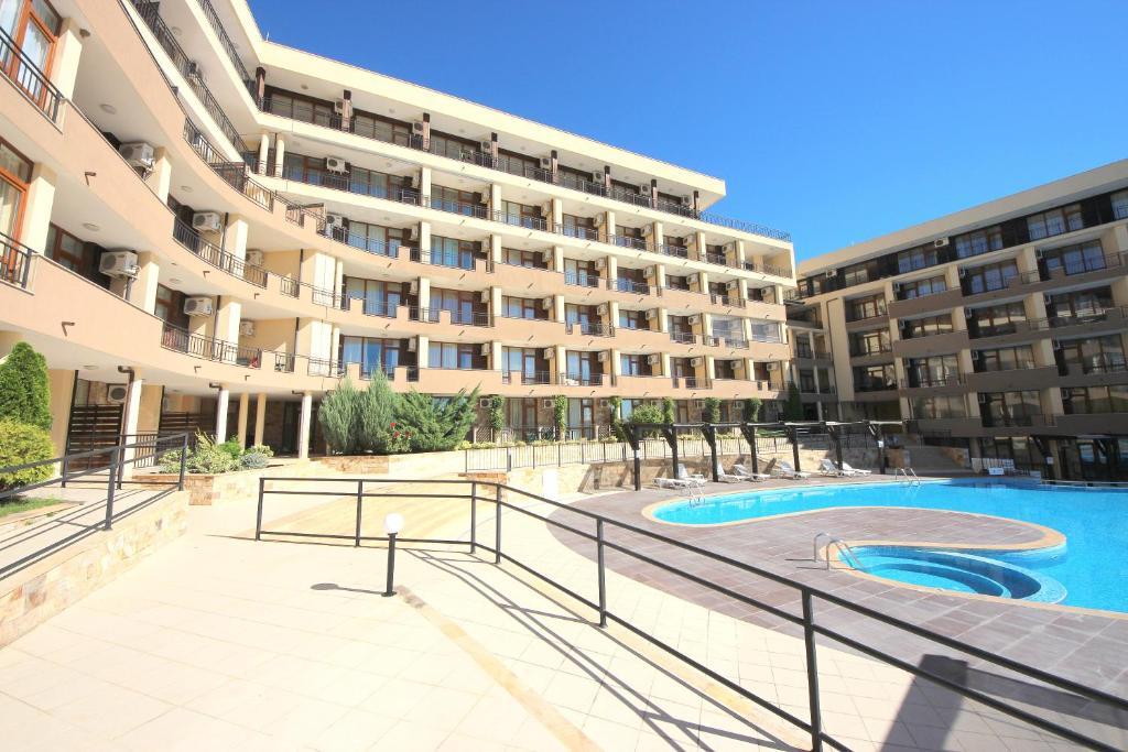 Menada Luxor Apartments Sveti Vlas Dış mekan fotoğraf