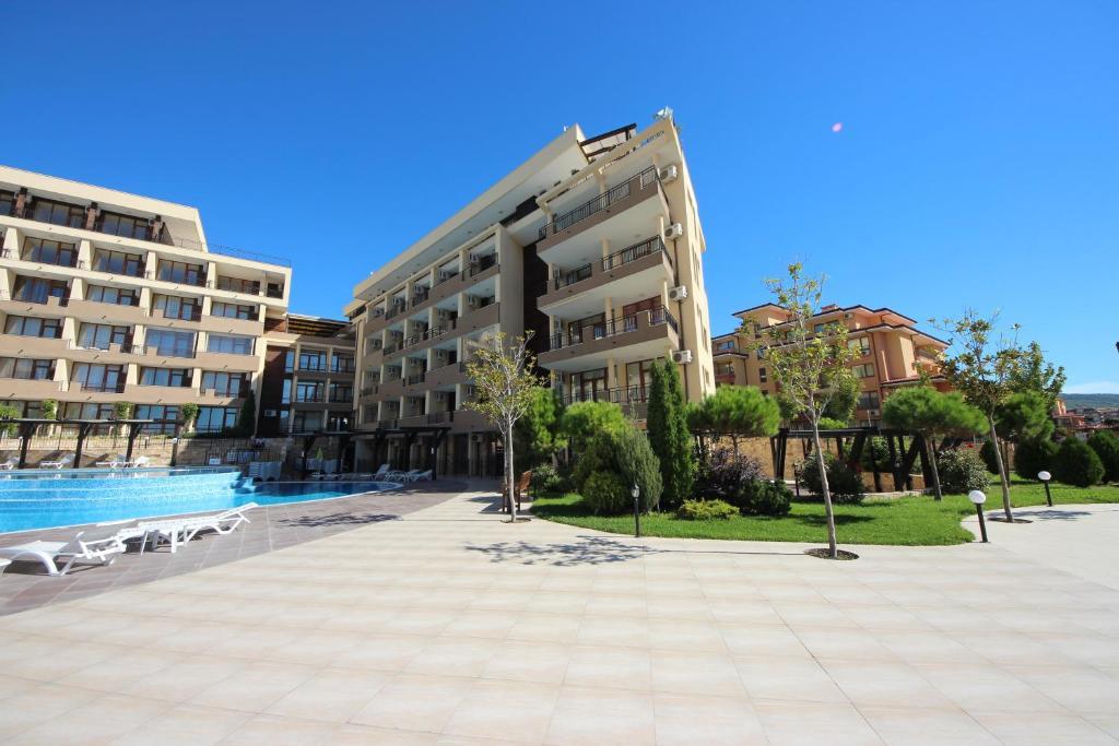 Menada Luxor Apartments Sveti Vlas Dış mekan fotoğraf