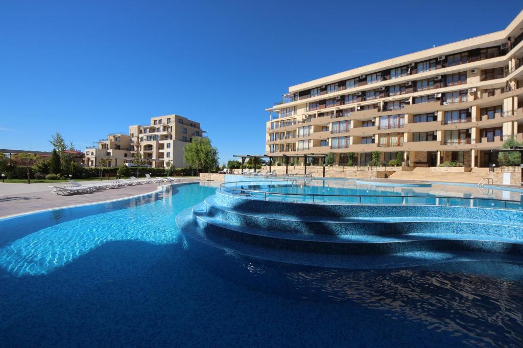 Menada Luxor Apartments Sveti Vlas Dış mekan fotoğraf