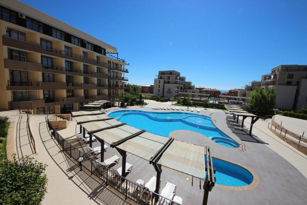 Menada Luxor Apartments Sveti Vlas Dış mekan fotoğraf