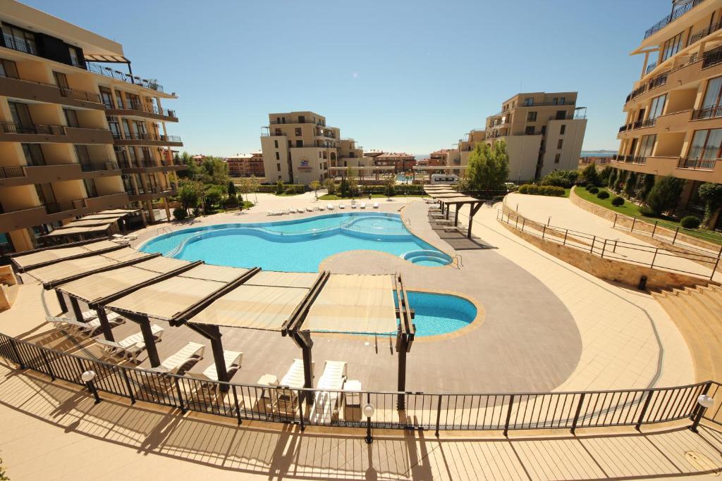 Menada Luxor Apartments Sveti Vlas Dış mekan fotoğraf