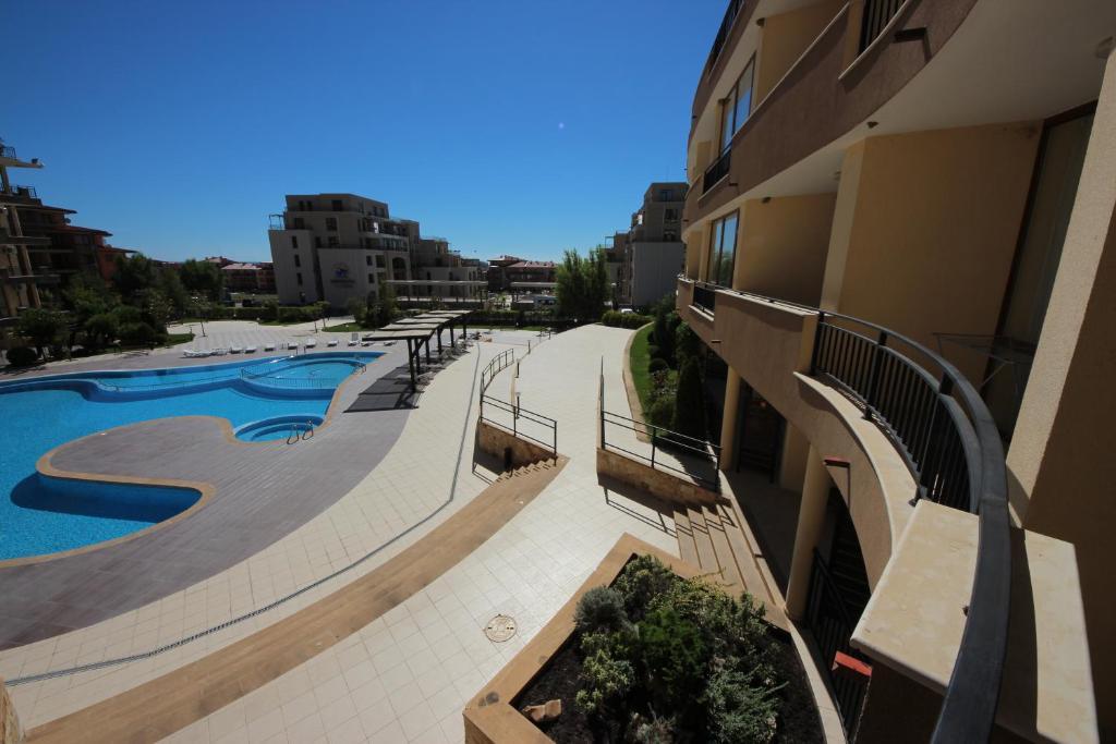 Menada Luxor Apartments Sveti Vlas Dış mekan fotoğraf